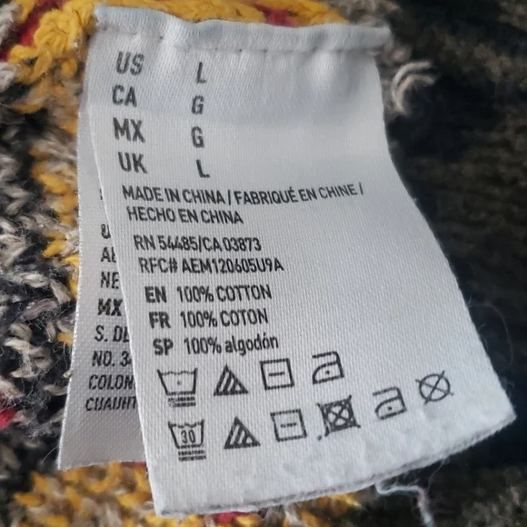 American Eagle Vintage Y2k outfitters pull over sweater - Picture 4 of 6